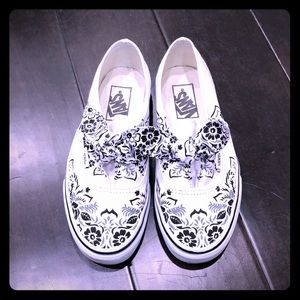 VANS authentic knot bandana print